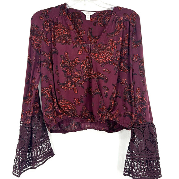 Sun & Shadow Burgundy Drape Front Crop Top Long Crochet Bell Sleeves Size XS - Picture 1 of 10